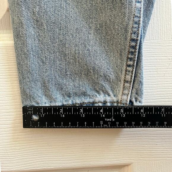 Vintage 96 Levi’s 551 Cotton Relaxed Fit Tapered Leg Jean Petite Size 10 USA - Picture 10 of 12